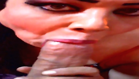 Suzanoki with a sexy girl