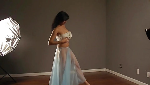 Nude Shoot #13 - Abi Shanaya