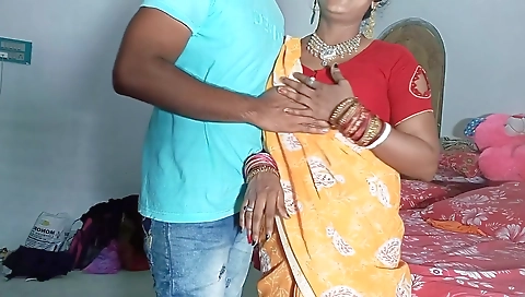 Li Ya - Bhabi Ko Chat Pe Kapde Uthane Ke Bahane Me Impress Karke Chod Indian Clear Hindi Voice Hd Vid
