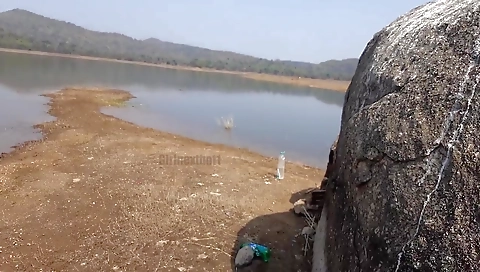 Jhil Ke Kinare Chup Chup Ke Sex Kiya - Indian Outdoor Sex