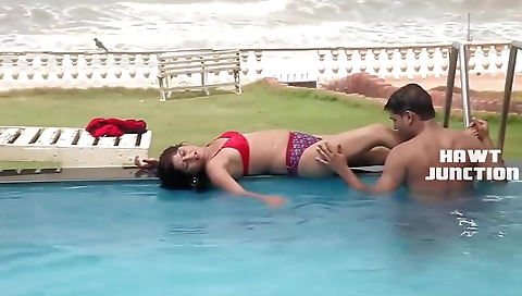 Bheega Badan Aur Pyasi Jawani