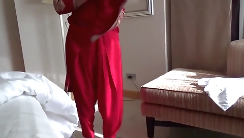 Hot bhabi riding cock