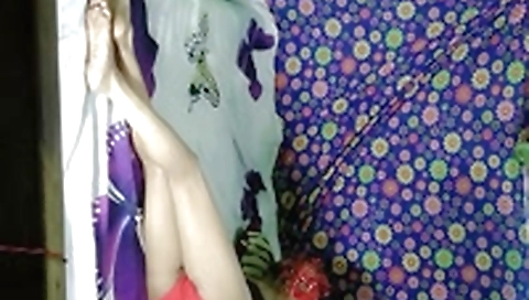 Indian bhabhi getting fucked in front of her husband