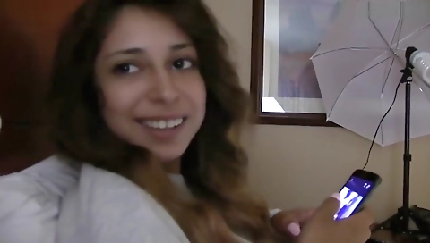 W18 year old Indian Girl Gets Fucked In Hotel Room
