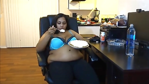 Desi Rose Pie