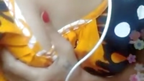indian girl grabbing her tits hard on live
