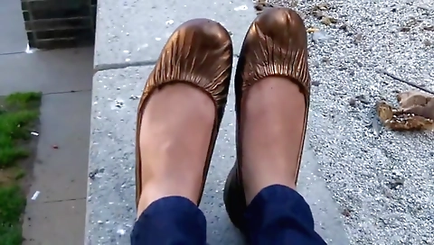 STINKY INDIAN DOCTOR FEET!!!