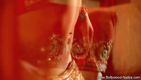Exotic Indian Dancer Is Erotic