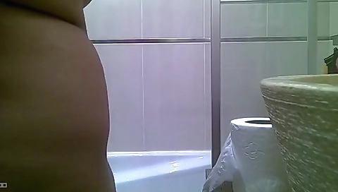 3 srilankan tamil indian taking her shower