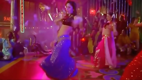 Kareena kapoor jerk off challenge fevicol se edition