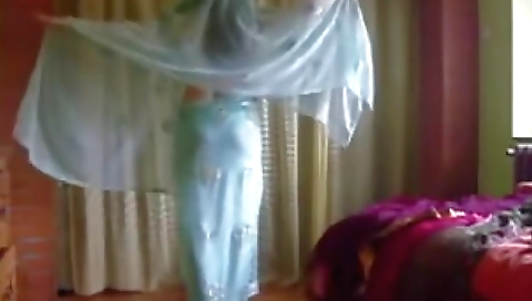 Sexy erotic belly dance